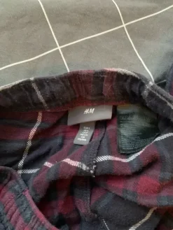 Outlet H&M Yö housut