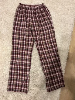 Sale House yöhousut