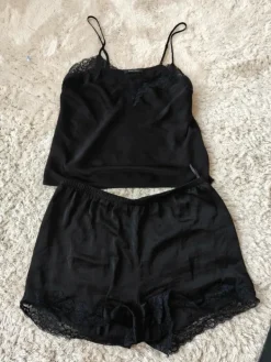 Clearance Anna Field Yökkäri / yöasu