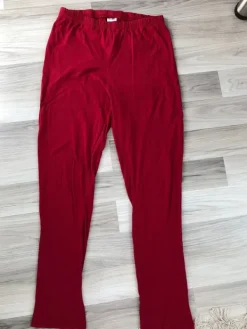 New Vendi Yöpuku setti