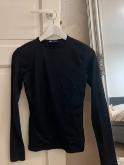 Outlet Zara pitkähihainen